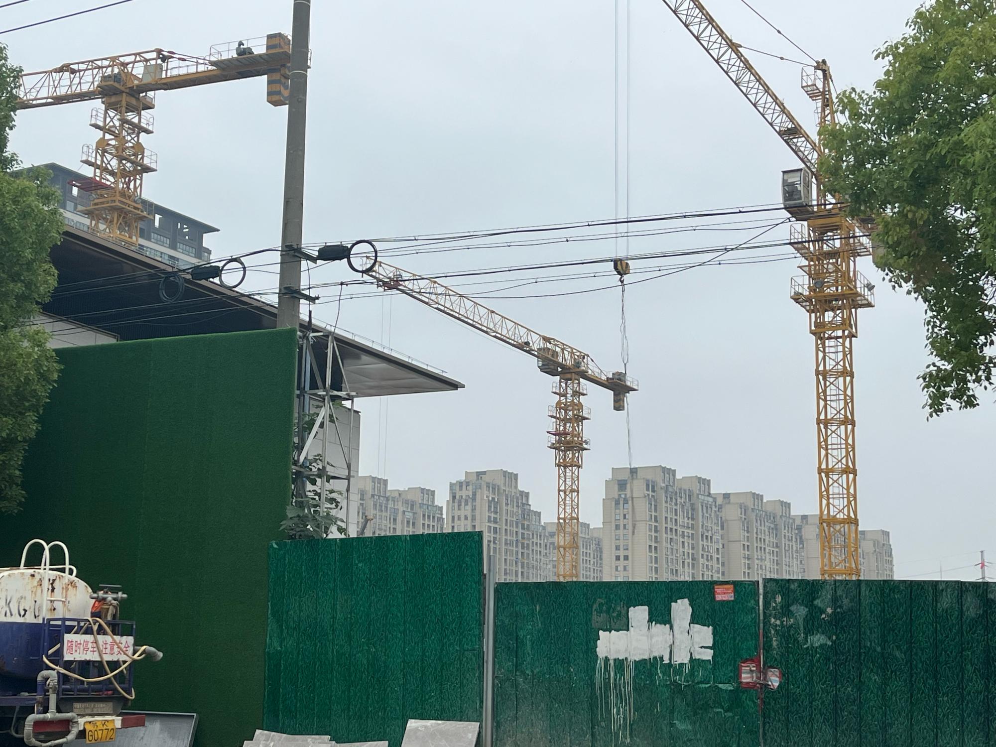 扬州蝶湖院售楼处建设基本完成，预计本月将对外开放