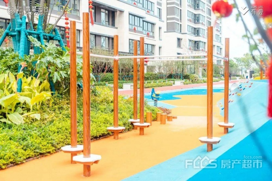 万科翡翠云台楼盘实景图1